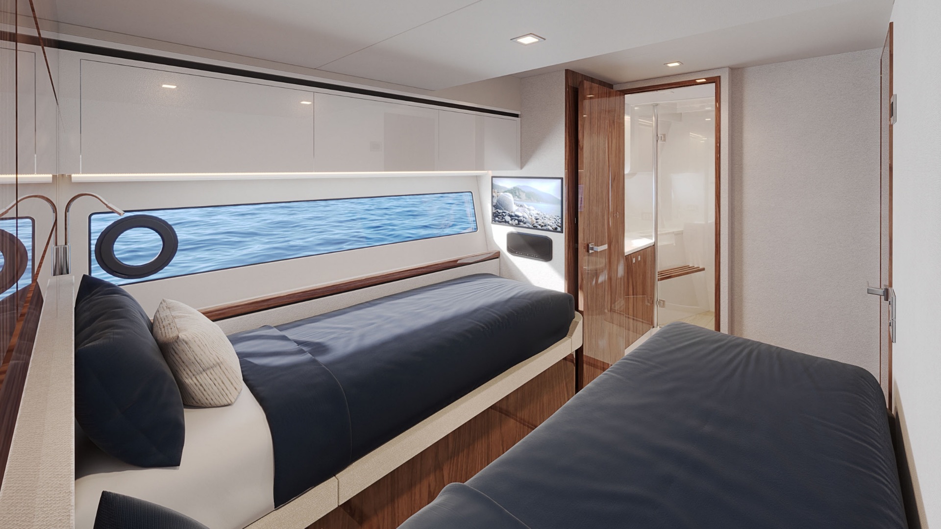 Riviera 6200 Sport Yacht guest stateroom
